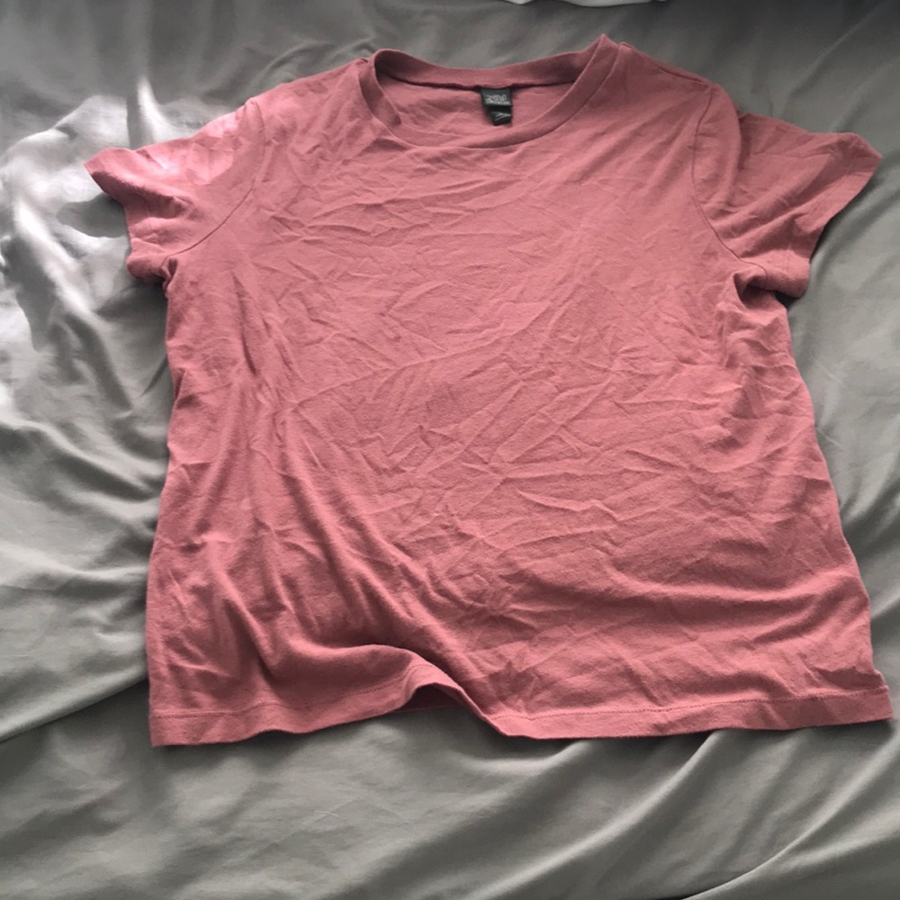 Coral t shirt